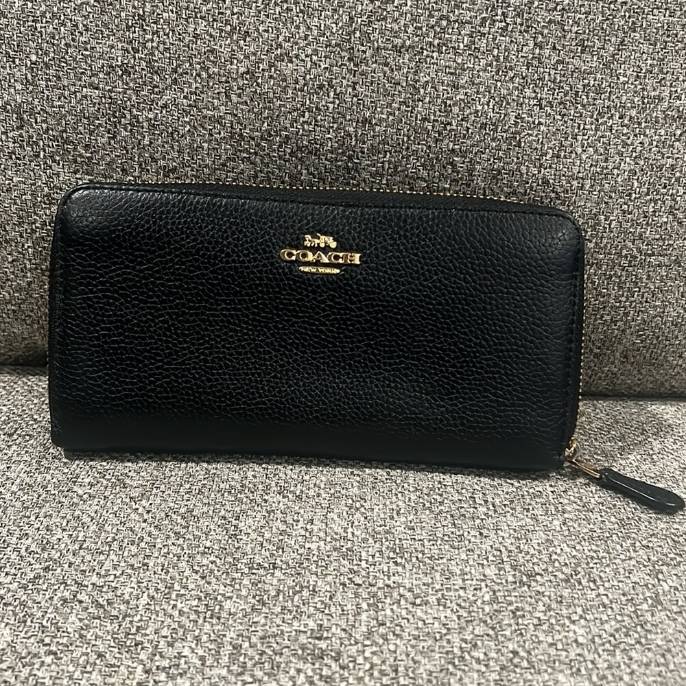 Coach wallet